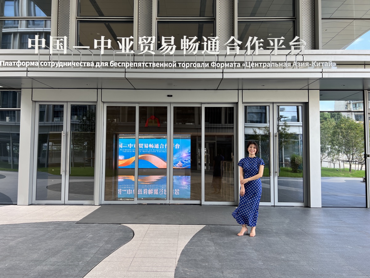 平台大楼外景