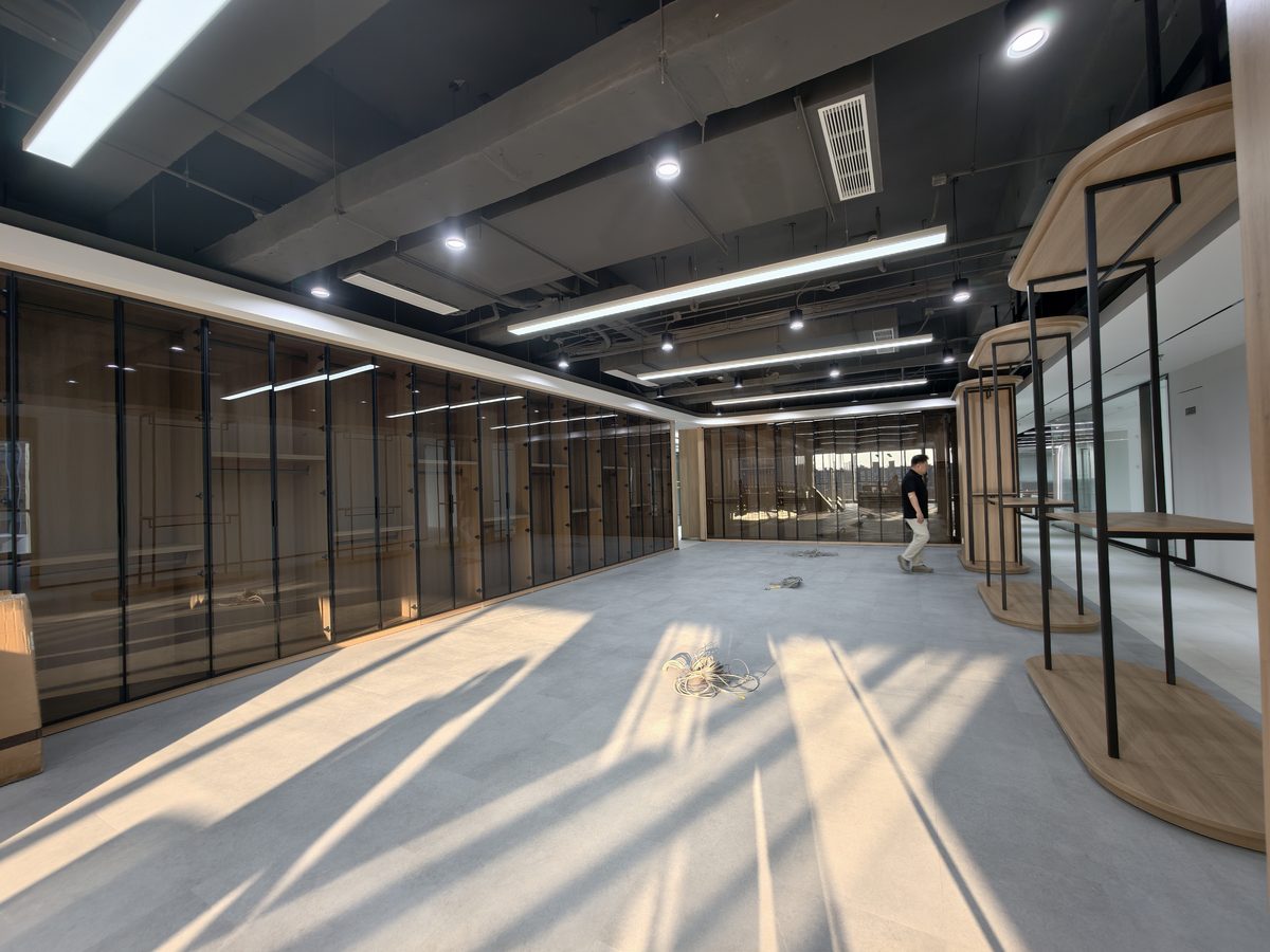 某户外装备品牌 · 展厅办公一体整案